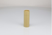 Petite boîte cylindrique en kraft de couleur marron (intérieur blanc) 40 x 116 mm pour flacons - 12 pcs Petite boîte cylindrique en kraft de couleur marron (intérieur blanc) 40 x 116 mm pour flacons - 12 pcs