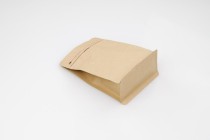 Aluminiumbeutel vom Typ Doy Pack mit Ventil, Außenfutter aus Kraftpapier, Heißsiegelverschluss, Öffnung mit Sicherheitsband und Verwendung eines Reißverschlusses, ideal für Kaffeepulver 130x70x200mm - 50 Stk