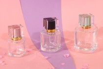 Γυάλινη φιάλη αρωμάτων πολυτελείας 50 ml με στόμιο 15/400