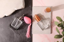 Γυάλινο μπουκαλάκι 15 ml διάφανο σε ορθογώνιο σχήμα με στόμιο PP18