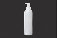 Runde Kunststoffflasche 250 ml für Cremeseife mit einer Pumpe, halbtransparent