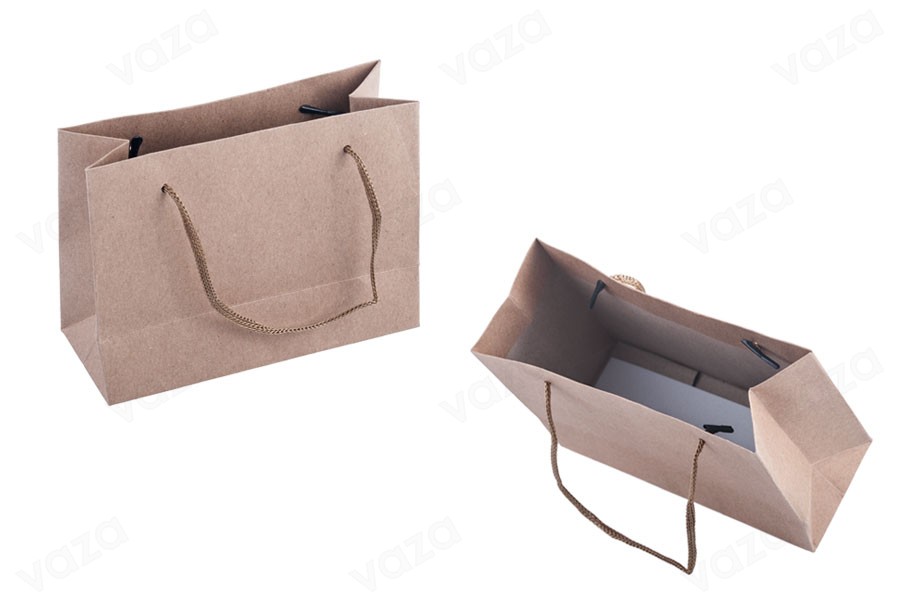 Sac cadeau en papier kraft avec cordon de 3 mm avec une belle texture dans la même couleur que le sac 144 x 60 x 110 mm Sac cadeau en papier kraft avec cordon de 3 mm avec une belle texture dans la même couleur que le sac 144 x 60 x 110 mm-photo_groupe