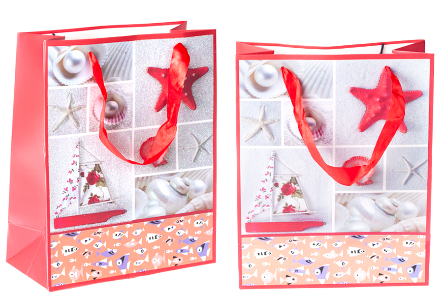 Geschenktasche laminiert mit Henkel aus Satin 210x100x260 mm Geschenktasche laminiert mit Henkel aus Satin 210x100x260 mm