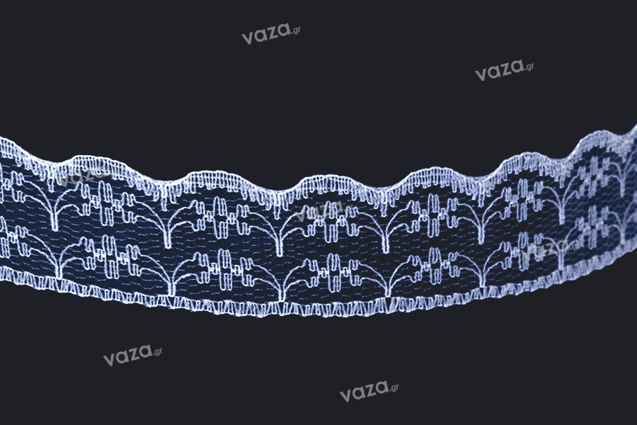 Stable polyester lace trim, 21 mm wide - 10 m long.