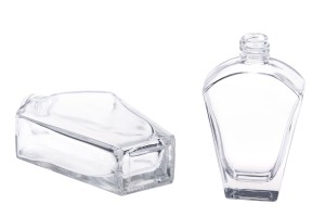 Bouteille de parfum en verre 50 ml (18/415) en forme de « V » spécial-6