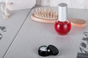 Pot en plastique pour crème de 5ml de couleur noire en lot de 12 pcs-imazh_grup