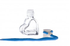 Heart shaped 4ml car air freshener with wooden lid and plastic stopper - available in a package with 25 pcs