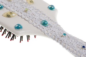 Haarbürste mit Decoupage-εικόνα_σύνθεση