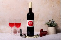 Ειδικές φιάλες και μπουκάλι για εμφιάλωση κρασιού και ποτών 