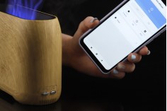  Aromatherapy device with ultrasound technology and flame effect