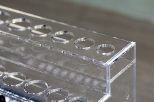 Plexiglas Ständer mit Led-Beleuchtung für Pippetenflaschen-28 Stellen-εικόνα_σύνθεση