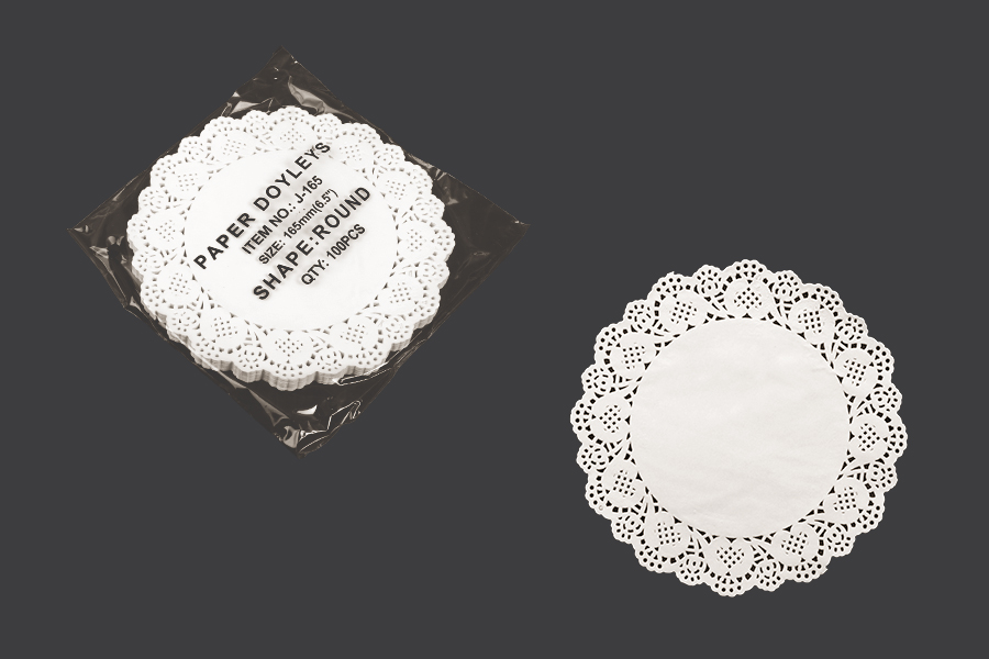 Petites nappes en papier sous la forme de dentelle en couleur blanche 165 mm - 100 pcs Petites nappes en papier sous la forme de dentelle en couleur blanche 165 mm - 100 pcs