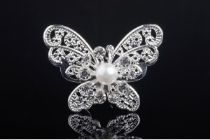 Épingle décorative en métal avec strass et perle en forme de papillon (largeur 30 mm) - 20 pcs-1
