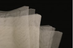 Mouchoir en tulle de type français avec petits trous - doux, 50 x 45 cm convient pour les faveurs de baptême en différentes couleurs - 100 pcs