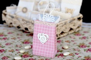 Pochettes pour des faveurs avec poignées en couleur rose 75 x 44 x 122 mm - 12 pcs-3