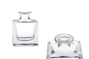 Bouteille en verre de 60 ml carrée F 15.5 pour boissons-1