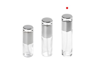 Flasche 100ml transparent mit silberner Pumpe und Deckel-εικόνα_σύνθεση