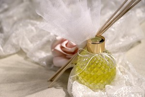 Kugelförmige Glasflasche 100 ml geeignet für Lufterfrischer-bildgruppe