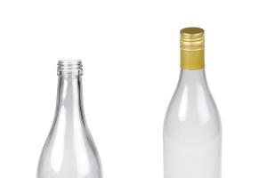 Μπουκάλι γυάλινο διάφανο 700 ml (PP 28) για ούζο-εικόνα_σύνθεση