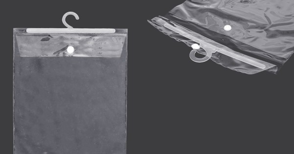 Plastic bags with hanger hook in size 22x31 cm 50 pcs