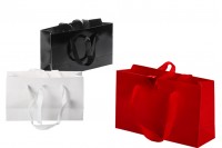 Gift bag with handle and a ribbon to tie a bow in different colours. Size 250x80x150 mm - 20 pcs.