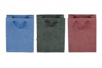 Sac en papier avec poignée 110 x 60 x 140 mm dans une variété de couleurs