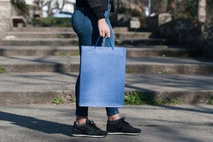 Sac en papier avec poignée 315 x 105 x 420 mm dans une variété de couleurs-4