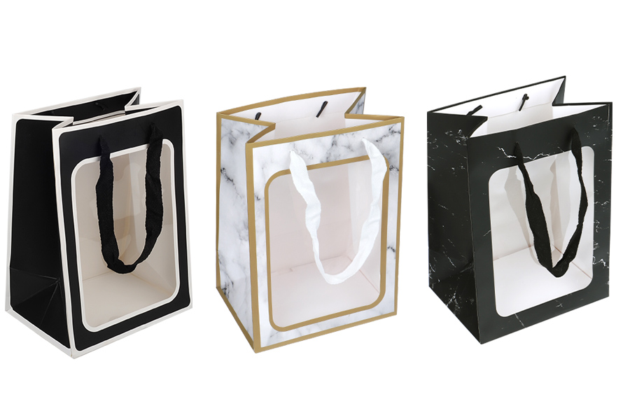 Geschenktüte aus Papier 180x130x250 mm mit Sichtfenster und Kordelgriff - 12 Stück Geschenktüte aus Papier 180x130x250 mm mit Sichtfenster und Kordelgriff - 12 Stück
