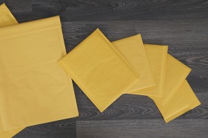 Enveloppes à bulles d'air aux dimensions 10 x 18 cm-7