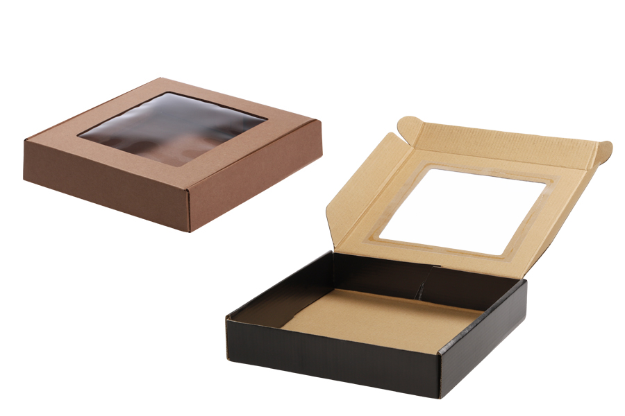 Boîte d'emballage en papier kraft avec fenêtre 250 x 250 x 50 mm - Lot de 20 pièces Boîte d'emballage en papier kraft avec fenêtre 250 x 250 x 50 mm - Lot de 20 pièces