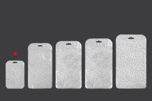 Qese me mbyllje zip 83x130 mm, pjesa e pasme non woven,  pjesa e përparme transparente dhe me vrimë  Eurohole - 50 copë     -imazh_grup