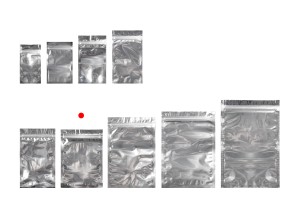 Heat sealable aluminum zip lock pouch with transparent front side in size 140x200 mm - 100 pcs-image_group