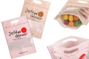 Sachets transparents Doypack 150 x 40 x 230 mm avec fermeture zip, poignée et possibilité de thermoscellage - 50 pcs