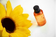 Glass bottle for essential oils - orange color - 50 ml with mouth PP 18