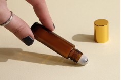 Flacon en verre de couleur caramel de 10 ml avec couvercle et bille métallique à rouler - 6 pcs