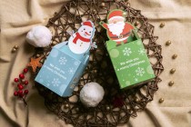 Boîte cadeau de Noël en papier 85 x 85 x 100 mm - 25 pcs Boîte cadeau de Noël en papier 85 x 85 x 100 mm - 25 pcs