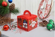 Χριστουγεννιάτικο χάρτινο κουτί δώρου 95x95x80 mm σε σχήμα κύβου με χερούλι - 10 τμχ