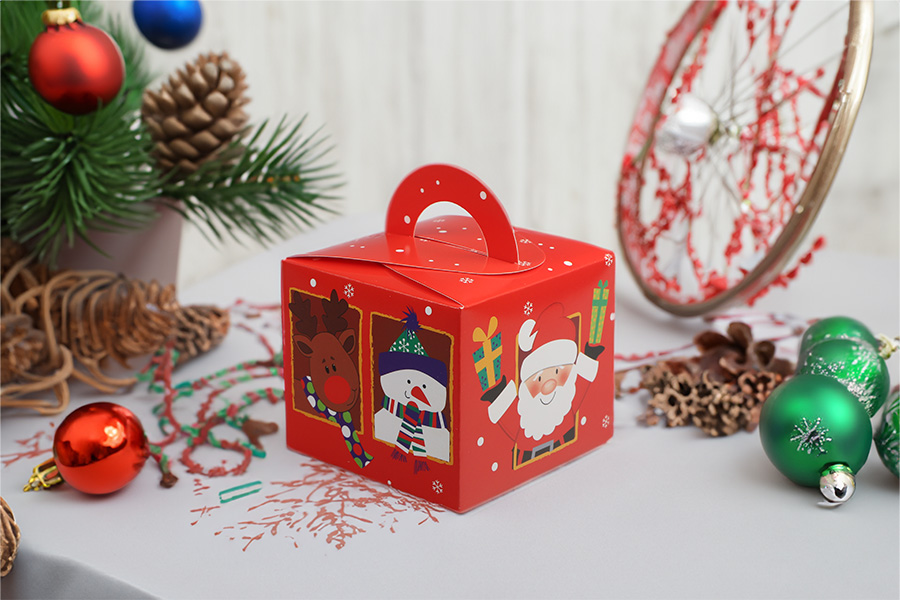 Christmas paper gift box 95x95x80mm with handle - 10 pcs Christmas paper gift box 95x95x80mm with handle - 10 pcs