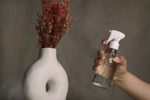 Plastic spray pump 28/410 in different colors with safety-εικόνα_σύνθεση