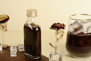 Γυάλινο μπουκάλι 100 ml σε πλακέ σχήμα - 60 τμχ-εικόνα_σύνθεση