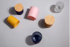 Βάζο γυάλινο 80x90 mm με ξύλινο καπάκι και λάστιχο