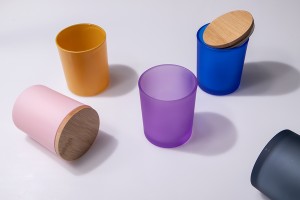 Bocal en verre 70 x 84 mm avec couvercle de sécurité en bois-εικόνα_σύνθεση