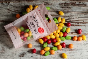 Beutel vom Typ Doy Pack 150x40x230 mm mit Reißverschluss; und Fenster, Griff und Möglichkeit zum Versiegeln mit Heißsiegeln - 50 Stück-εικόνα_σύνθεση