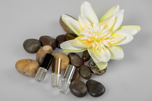 3 ml-Fläschchen mit Parfümsprühglas mit Aluminiumkappe-εικόνα_σύνθεση