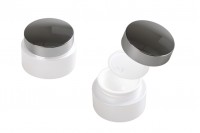 Pot blanc satin en plastique de 30ml avec couvercle argenté brillant, joint intérieur sur le couvercle et plastique sur le pot