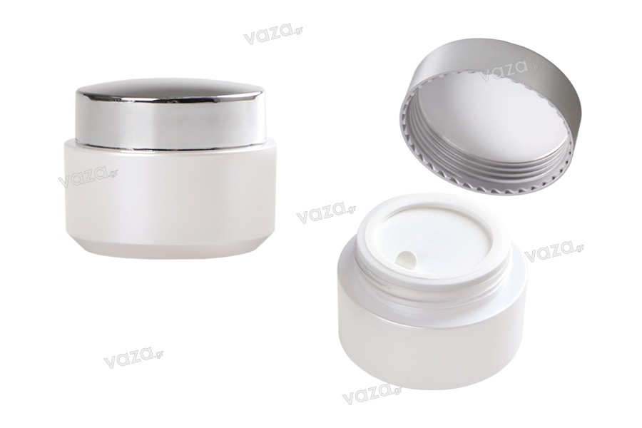 Acrylic 30ml pearl white cream jar with shiny silver cap, sealing disc and EPE liner inserted in the cap.