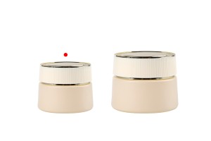 Pot en verre luxueux de 30 ml en finition mate beige pour crème, avec couvercle et joint en plastique-5