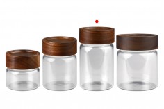 Glass jar 220 ml in cylindrical shape with wooden cap