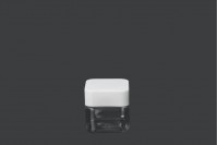 Pot carré pour sels de bain de 225 ml PET transparent avec couvercle blanc et joint