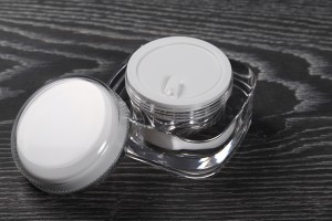 Petit pot en acrylique de 50ml, transparent avec couvercle blanc et joint en plastique-εικόνα_σύνθεση